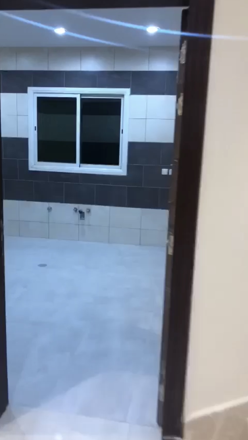 🏠 Duplex Apartment for Rent – Al Nozha District**  